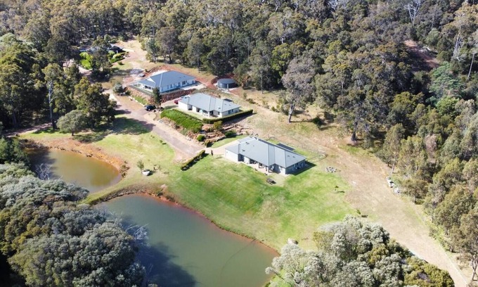 Yallingup Siding House | Wildgreen Villa Lakeside Hideaway in Winery Estate