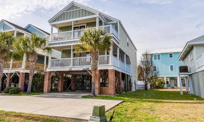 Surfside Beach House | Wildhurst by the Sea