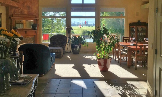 Hamilton House | Wildlife Habitat on 32 Acres in Western Montana