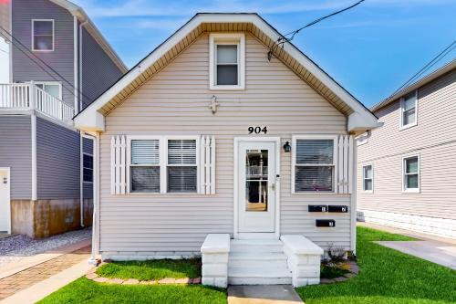 North Wildwood House | Wildwood Waves - Unit 1