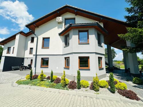Oswiecim House | Willa Czajki