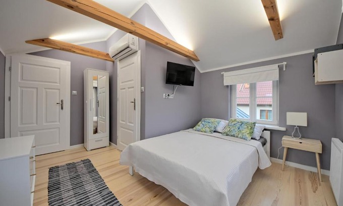 Naleczow House | Willa Lucyna