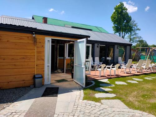 Wadowice Apartment | Willa Myśliwska dom 10-osobowy ZE STREFĄ BASENOWĄ w miejscowości Chocznia NIEDALEKO ZATORU I ENERGYLANDII