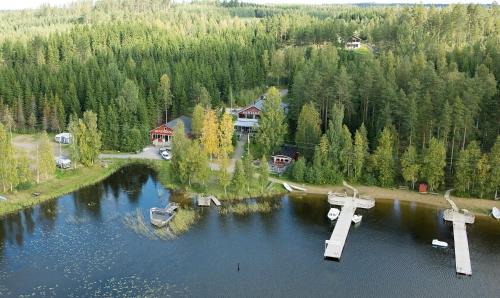 Vaahersalo Villa | Willa Pihlaja