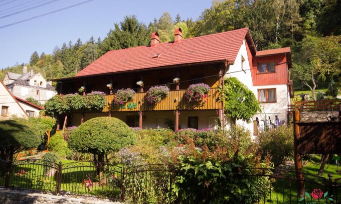 Miedzygorze House | Willa Róż w Międzygórzu