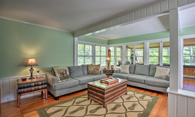 Williams Bay House | Williams Bay Home with Fire Pit 1 Mi to Lake and Beach
