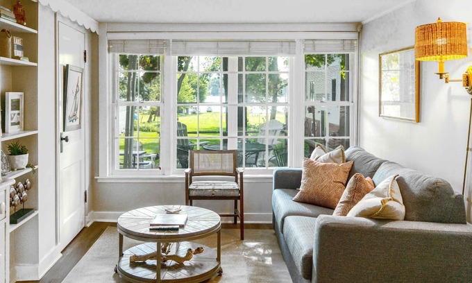 Williams Bay House | Williams Bay Lakefront Retreat - Walk the Lakepath