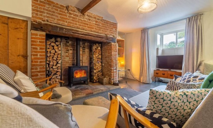 North Creake Apartment | Willow Cottage (2), North Creake, Norfolk