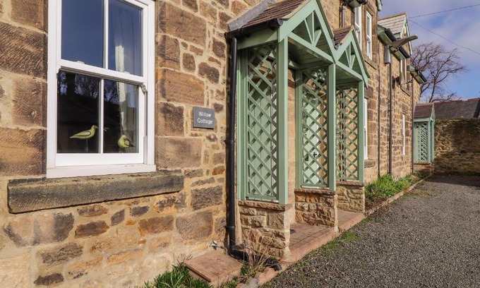 Lesbury House | Willow Cottage