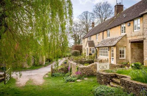 Chedworth House | Willow Cottage