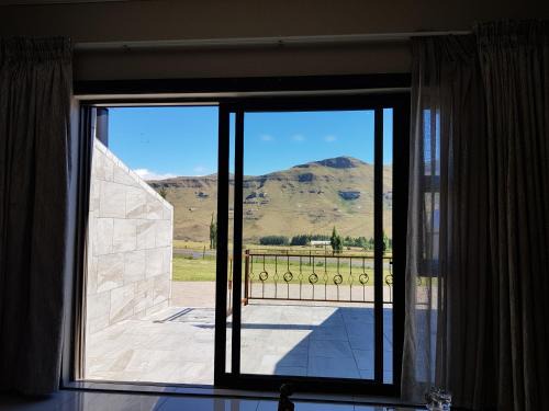 Clarens Bed & Breakfast | WILLOW MANOR