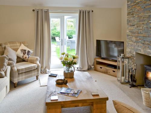 Potter Brompton House | Willow Tree Cottage