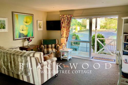Lincoln House | Willow Tree Cottage