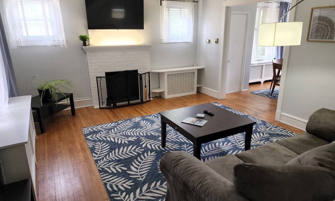 Wilmington House | Wilmington Comfort 4 Min to Riverfront fenced yard