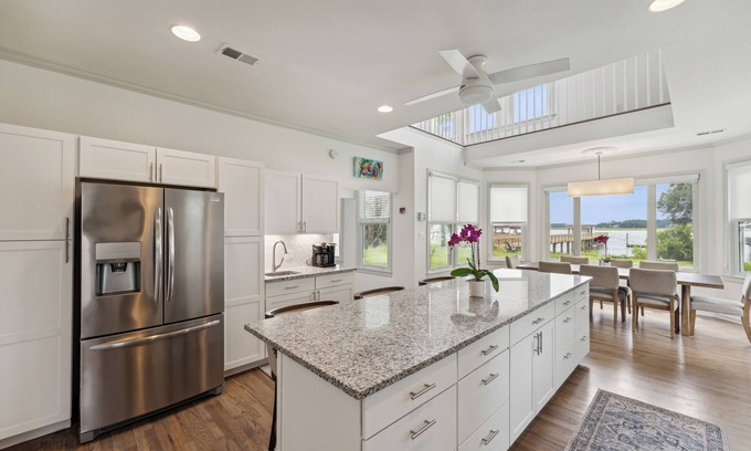 Savannah House | Wilmington Island 2BR River Home - Sunset Views!