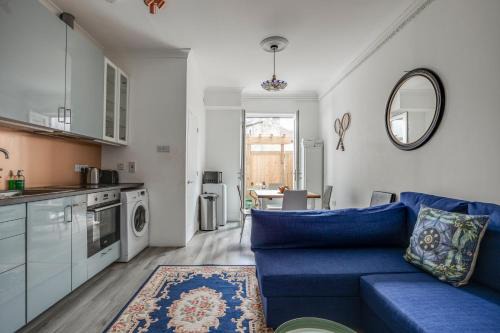West Hill Apartment | Wimbledon 2 Bed Tennis & Travel