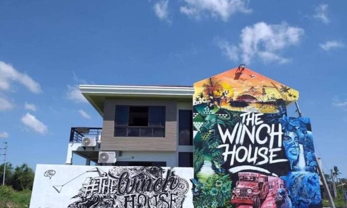 Pili House | Winch House - 5BR Haven, Near Watersports & Golf