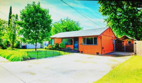 Medford House | Winchester Family Home