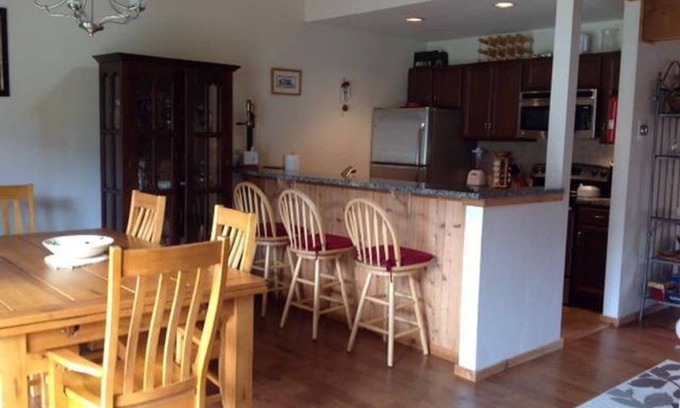 Windham House | Windham Townhouse - Base of Mountain