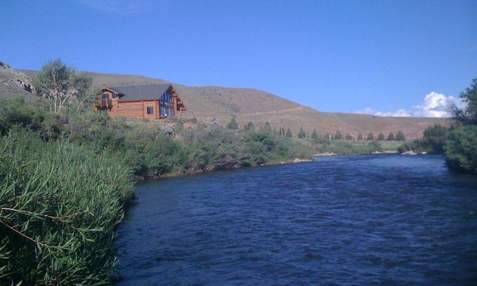 Dubois Cabin | WindRiver/Yellowstone Cabin