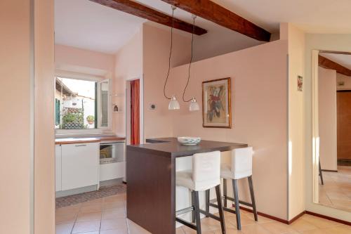 Livorno Apartment | Windrose Parrot' s Nest