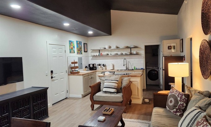 Ocean Shores House | Windsong # 2 ~ 2 Bedroom Pet Friendly Ocean front Condo