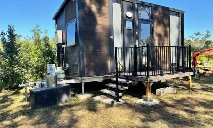 Redridge House | Windsong Retreat by Tiny Away
