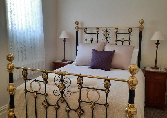 Walhalla Bed & Breakfast | Windsor House B&B