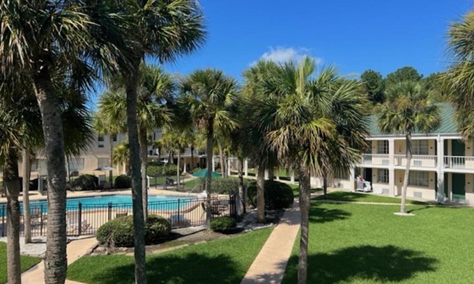 Northside Hotel | Windsor Inn of Jacksonville