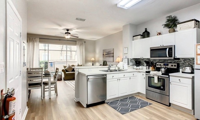 Windsor Palms House | Windsor Palms Townhome W/private Pool Near Disney 3 Bedroom Townhouse