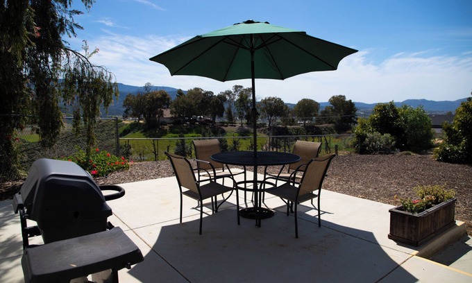Temecula House | Wine Country Casita with breathtaking views!