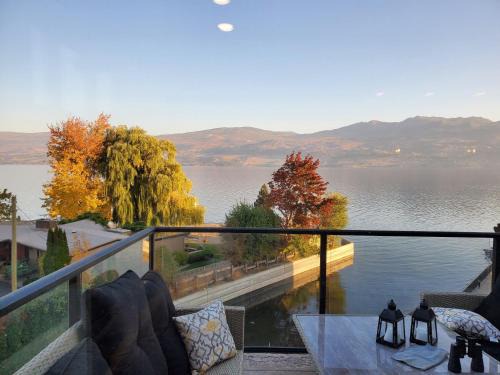 Westbank Apartment | Wine Country Luxury Waterfront Condo