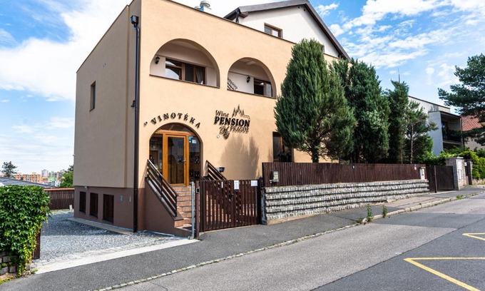 Prague 12 House | Wine Pension Prague