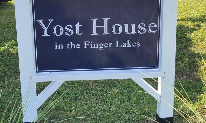 Waterloo House | Wineries, lakes, parks, Amish markets, 360 vistas, center Finger Lakes 2B, 2B!