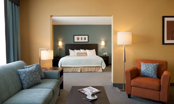 Regina Hotel | Wingate By Wyndham Regina