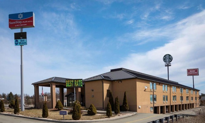 Somerset Hotel | Wingate by Wyndham Somerset