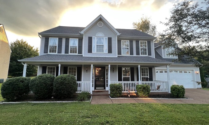 Thompson's Station House | Wingate Estates