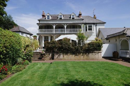 Alfriston House | Wingrove House