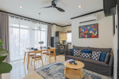 Nanai Road Apartment | Wink City 2 Patong Center close to the Beach