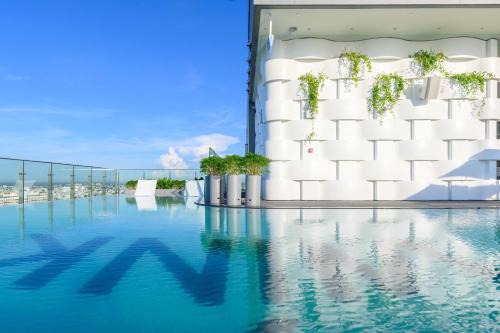 Ninh Kieu Hotel | Wink Hotel Can Tho Ninh Kieu Wharf - 24hrs stay & Rooftop Pool Bar