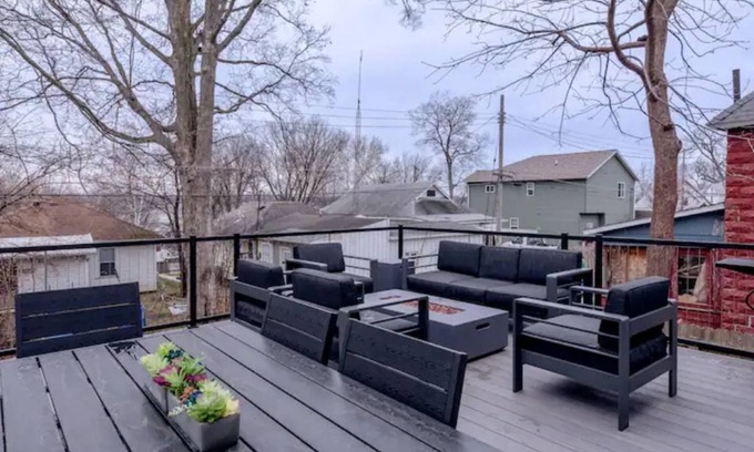 Winona Lake House | Winona Lake Cottage w/Deck