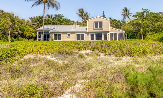 Captiva House | Winshall Home