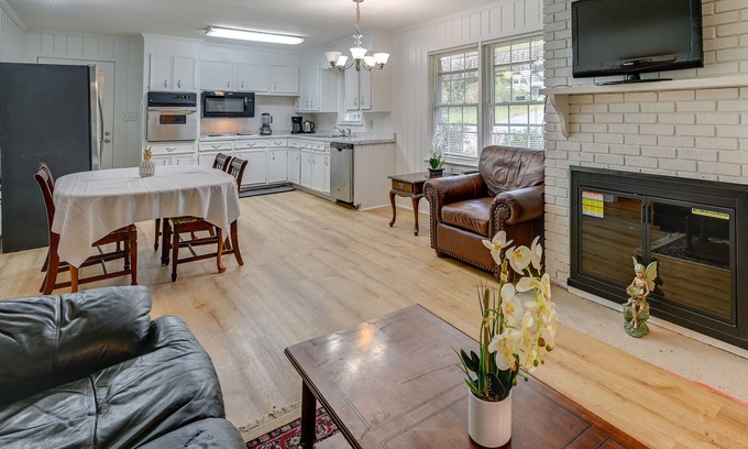 Winston - Salem House | Winston-Salem Home Near Wake Forest University!