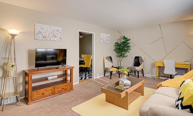 Winston - Salem House | Winston Salem Sunshine Retreat