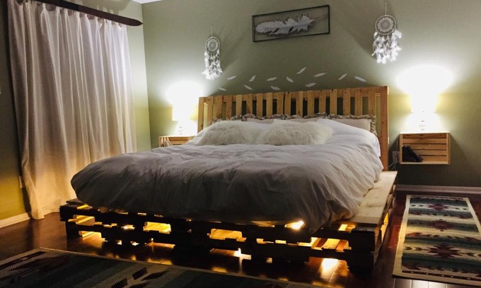 Vernon Ski Chalet | Winter Park Chalet Ski on Ski off Cozy top of the mountain