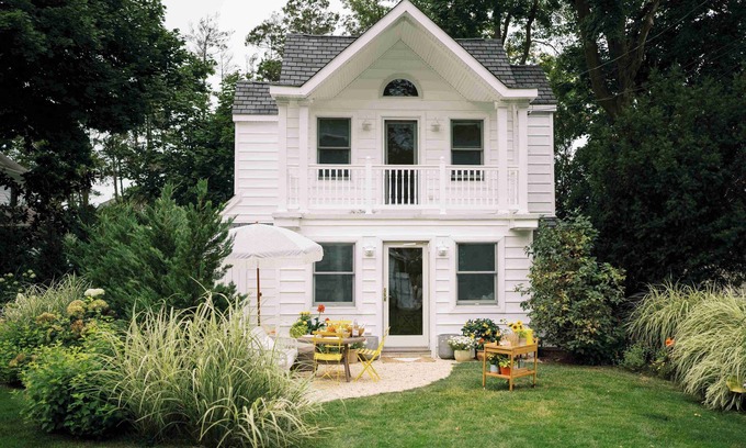 Spring Lake Cottage | Winter Rental- Charming cottage in Spring Lake