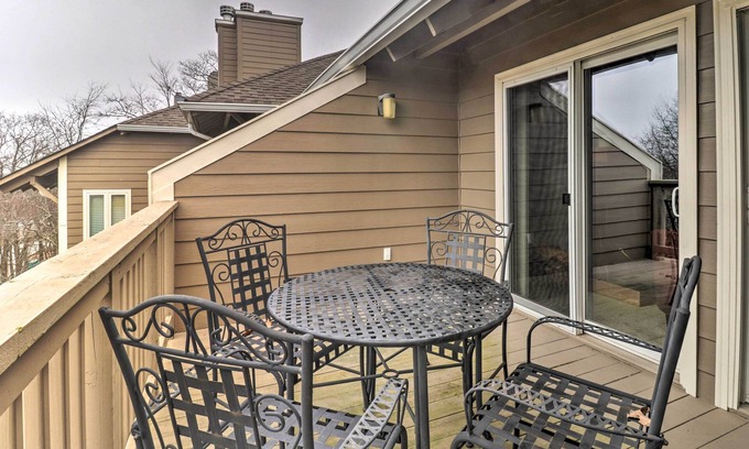Nellysford Apartment | Wintergreen Resort Retreat w/Skiing Access!