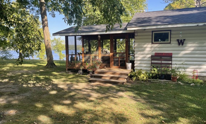 Parkers Prairie Cottage | WinterHaven Resort: Blocklakecabins #1. Family fun at the lake for all ages!