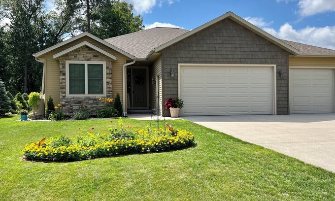 Stevens Point House | Wisconie Monthly Getaway
