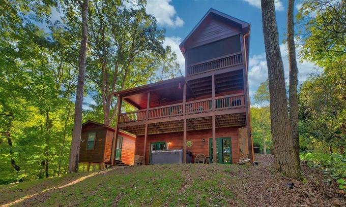 Morganton Cabin | Wise Mountain Hideaway